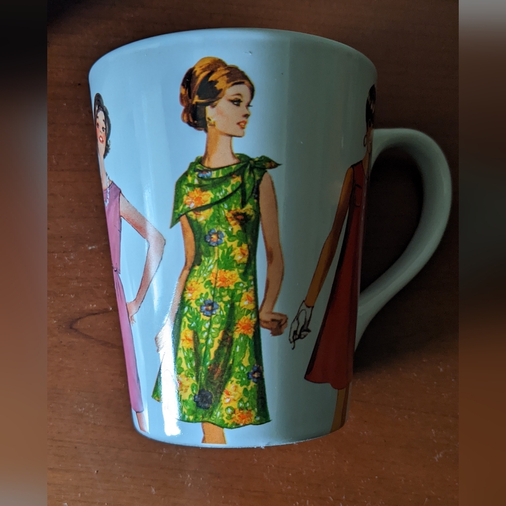 Simplicity 1960' s Themed Mug